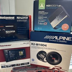 Pioneer Car Audio Package 