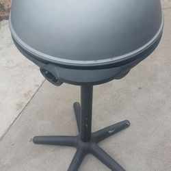 George Foreman 17-Inches L x 17-Inches W Residential Non-Stick Indoor Contact grill