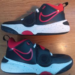 Nike Boys Shoes Sz 3.5 Good Condition 