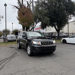 2011 Jeep Grand Cherokee Laredo