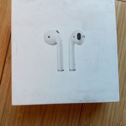 AirPods With Charging Case 2nd Generation