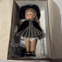 Madison avenue ginny collectible doll
