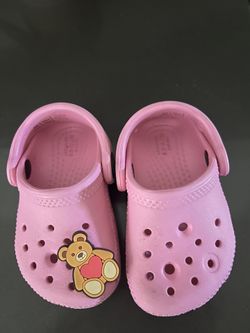 Children’s crocs 
