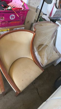 Barrel Accent Chair with Wood Frame