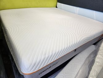 Mattress and box spring king size