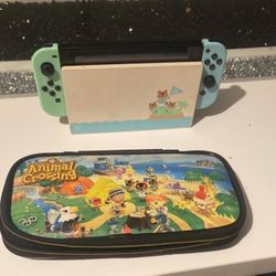 Nintendo switch Animal Crossing Edition