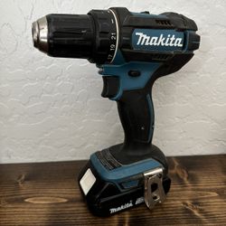 Makita 18V Drill with 1 Battery and Rapid Charger 