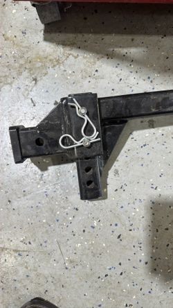 Adjustable Hitch 100$ Obo