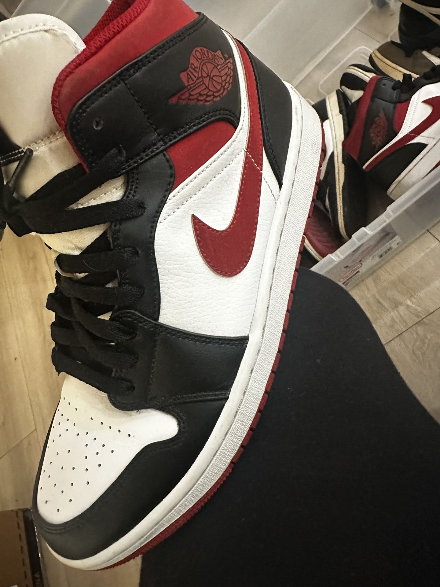 Jordan’s 1 Mids