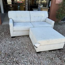 Very Nice Ashley Sofa With Ottoman