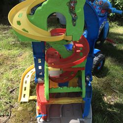 Very Nice Kids Little Peoples Car Tower Only $15 Firm