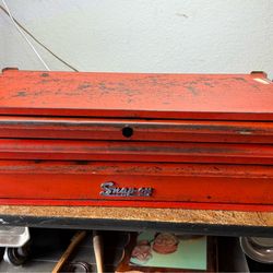 Snap on mid chest intermediate