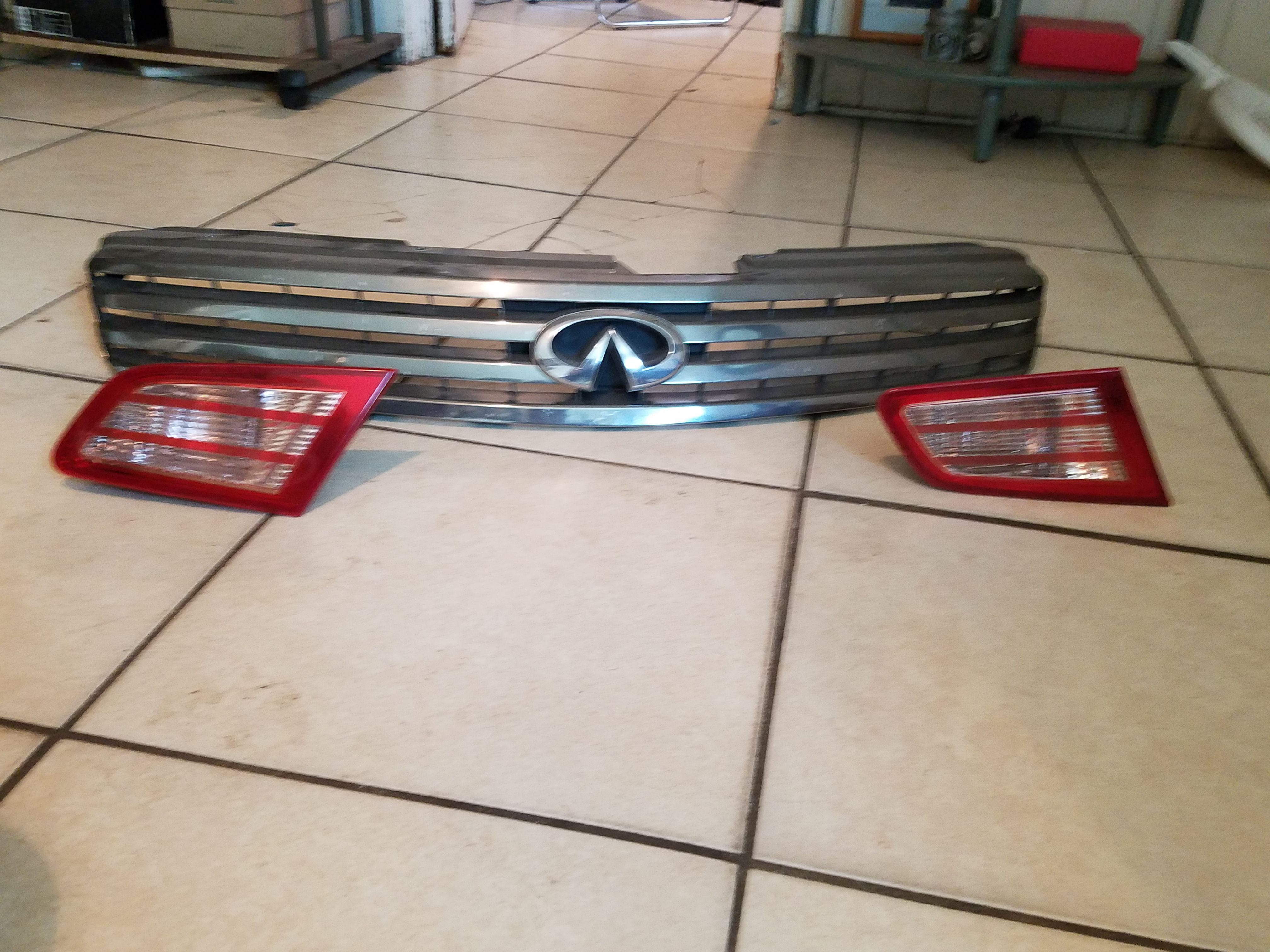 Infiniti front bumper and lights