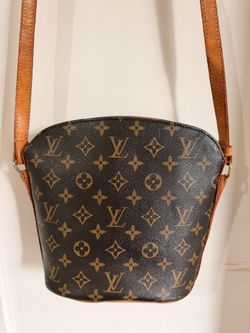 Louis Vuitton Purse