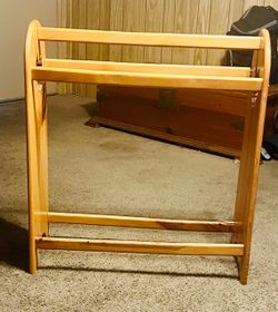 Wooden Quilt Blanket Rack Stand
