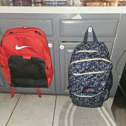 2  NAME BRAND BACKPACKS NIKE AND JANSPORT  ONLY $29 ,EACH 