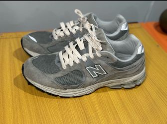New Balance 2002R ML2002RC Sz 12 EUC