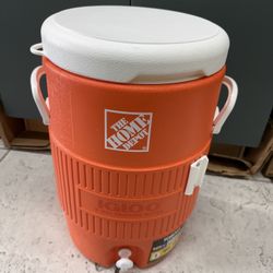 IGLOO  —  5 Gallon Seat Top Beverage Jug Cooler