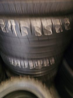 Pair 295/35/22 Pirelli PZERO