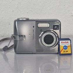 Kodak EasyShare C340 5.0MP Digital Camera With 2GB Memory Card