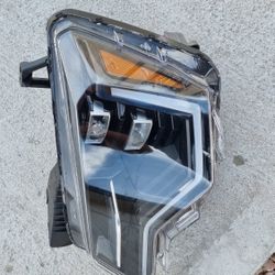KIA Niro 23-25 left LED headlight