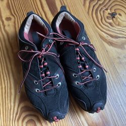 Trail/Hiking Shows Women 9