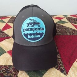 Patagonia Pataloha Trucker Hat - Haleiwa - Excellent - Black & grey - RARE