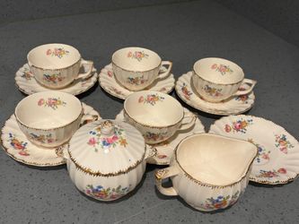 Limoges porcelain English Rose 7 K-GFE Warranted 22K Gold China Set