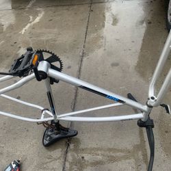 Sun Beach cruiser have the wheels needs new tires but nice shape