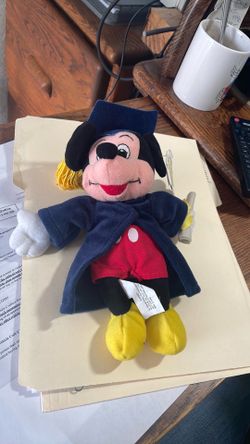Graduation Mickie