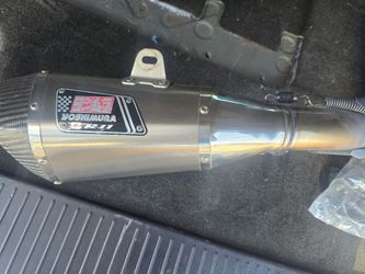 Motorcycle Yoshimura tip exhaust