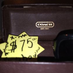 🌲☃️🎅🏼😎X  M A S, Special. C O A C H. Sunglasses EST 1941.