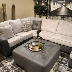 Bilgray Sectional Set 