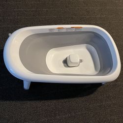 Premium OXO tot Splash & Store Bathtub - Big Sale!