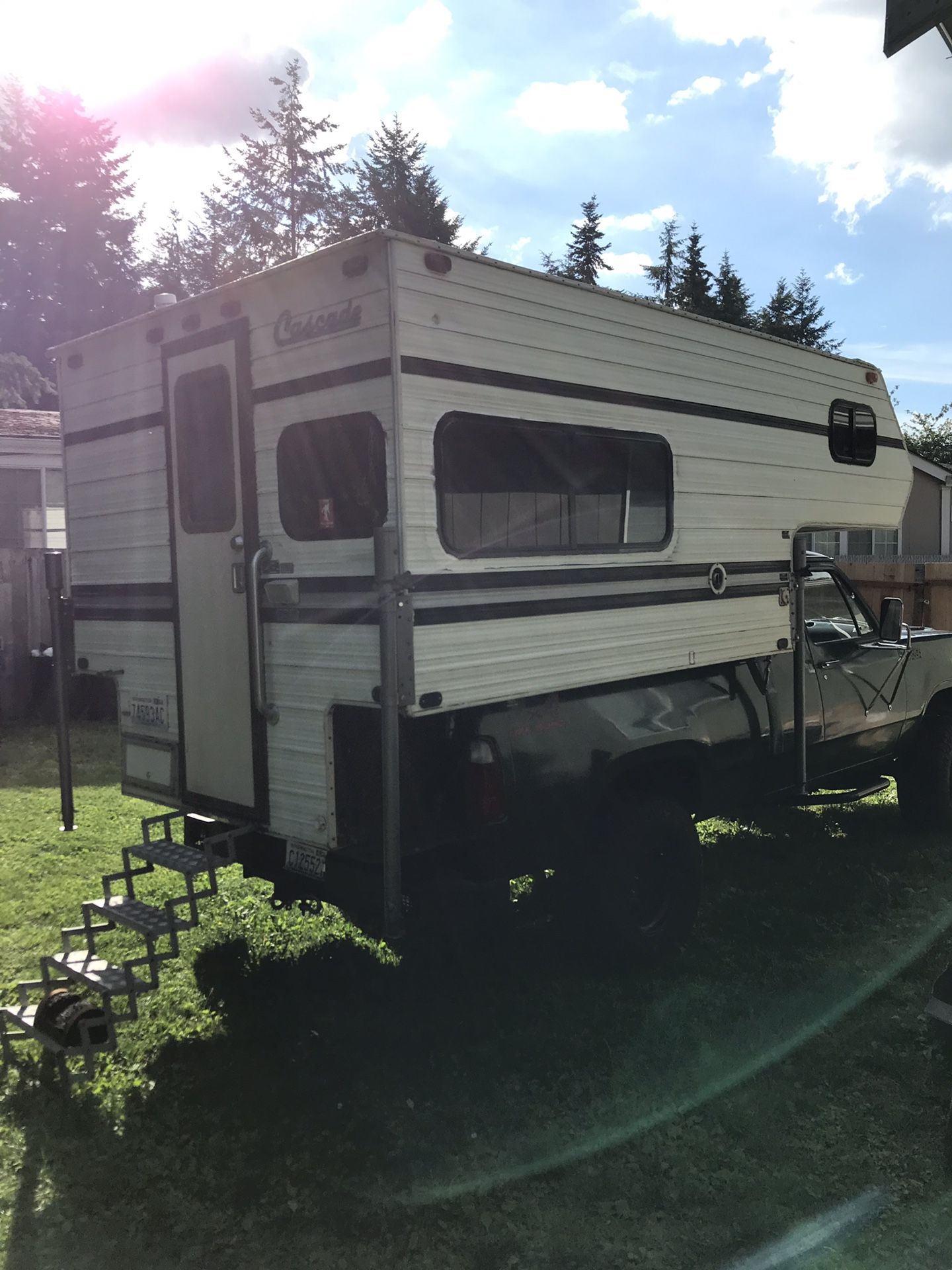 Complete remodeled Cascade truck camper