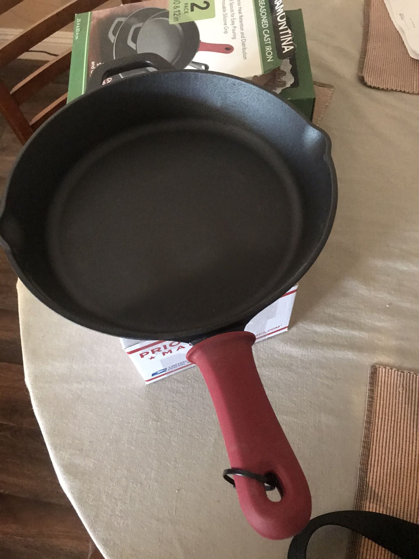 TRAMONTINA cast iron skillet 12in (Costco)