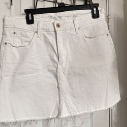 Levi’s White High Rise Skirt Size 8 W29 Stretch 