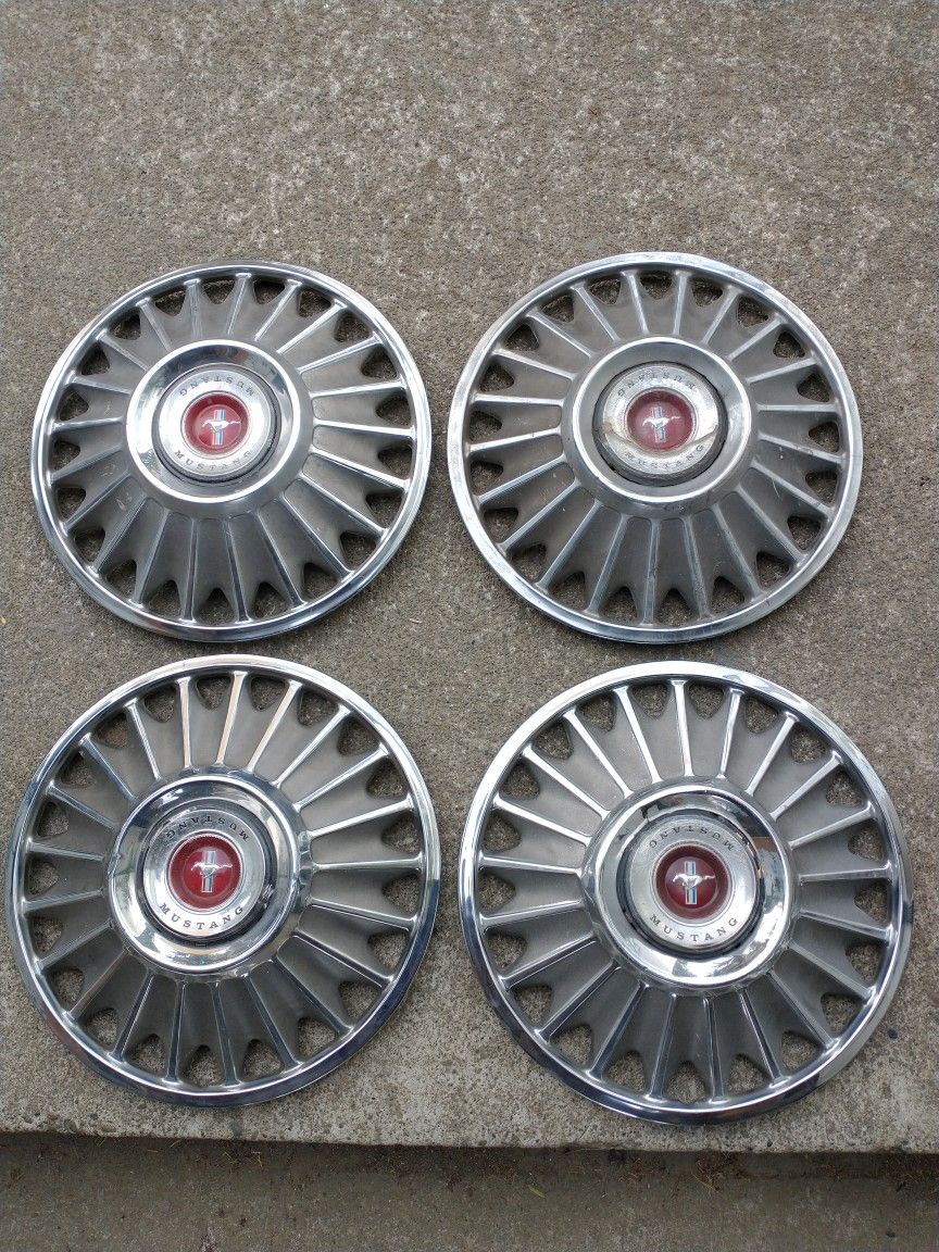 1967 Mustang Hub Caps (Set Of 4)