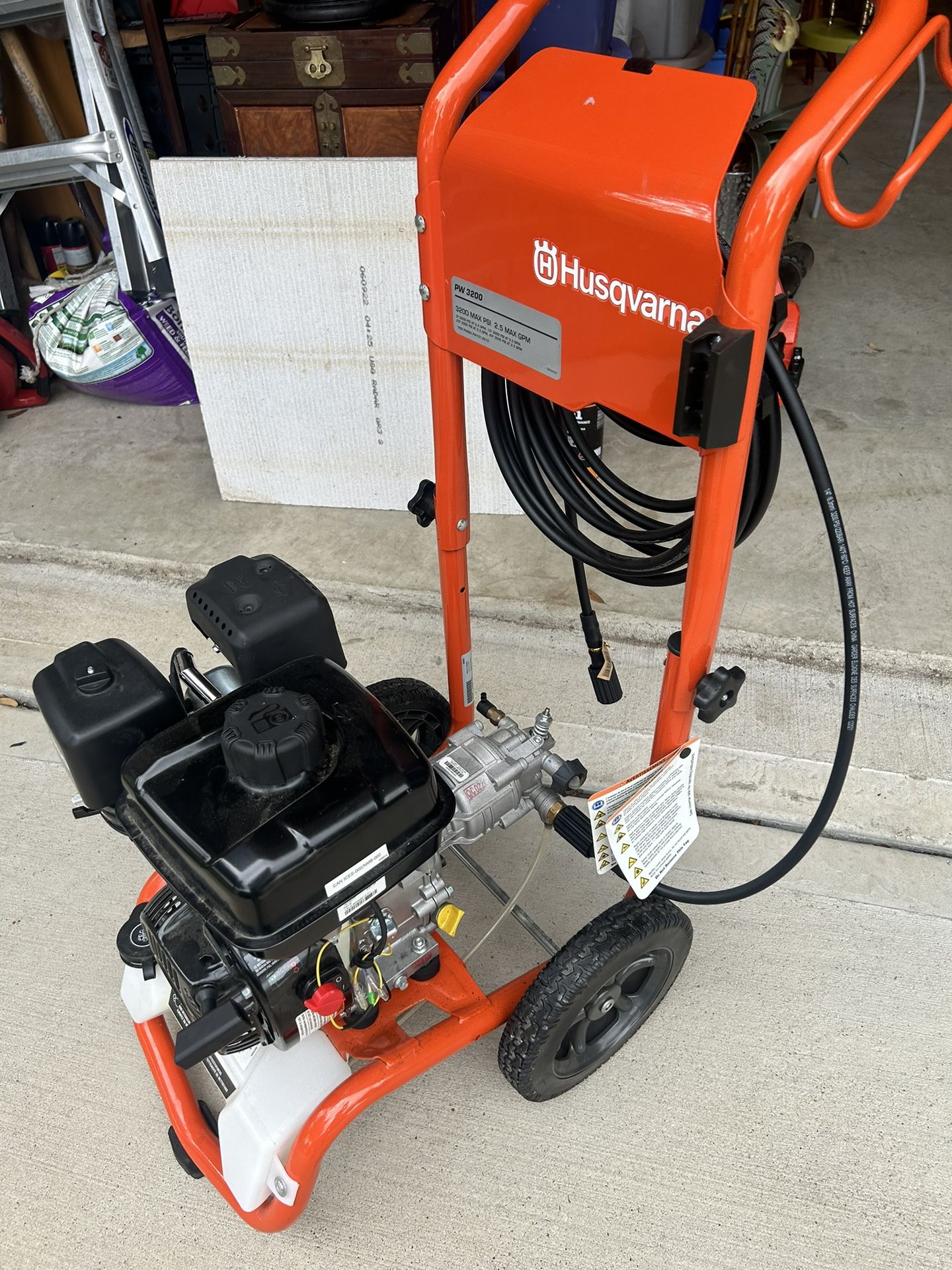 Husqvarna PW 3200 gas power washer - tested, New!