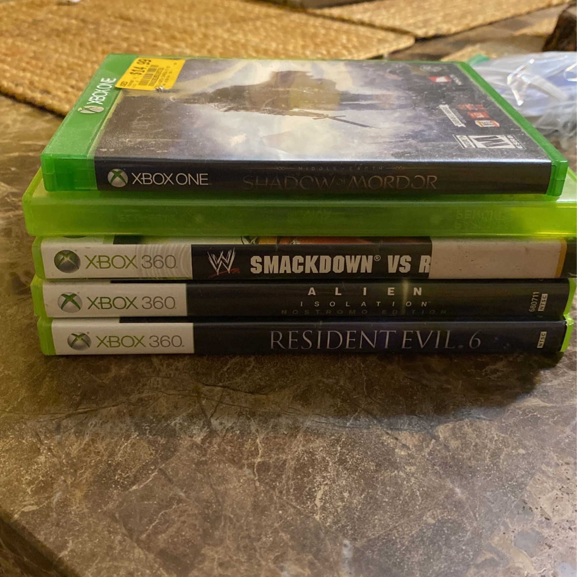 4 Xbox 360 Games, 1 Xbox One Game 