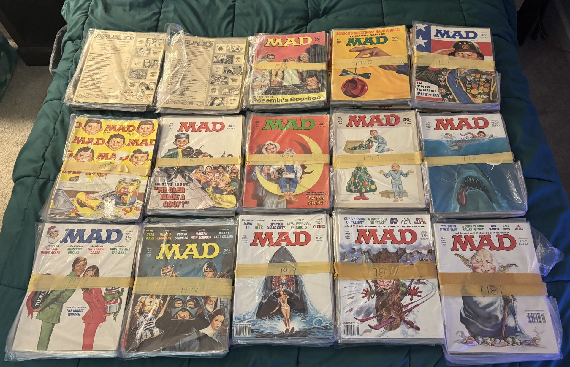 MAD Magazine (1967 To 1981) (Lot 122 Vintage Paperback Comics - Condition In Description