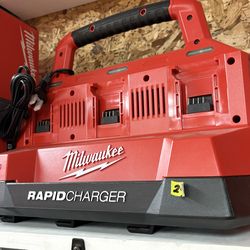 Milwaukee new super rapid charger pack out