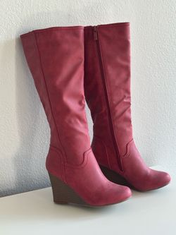 Raspberry Western Boots Size 5.5 New