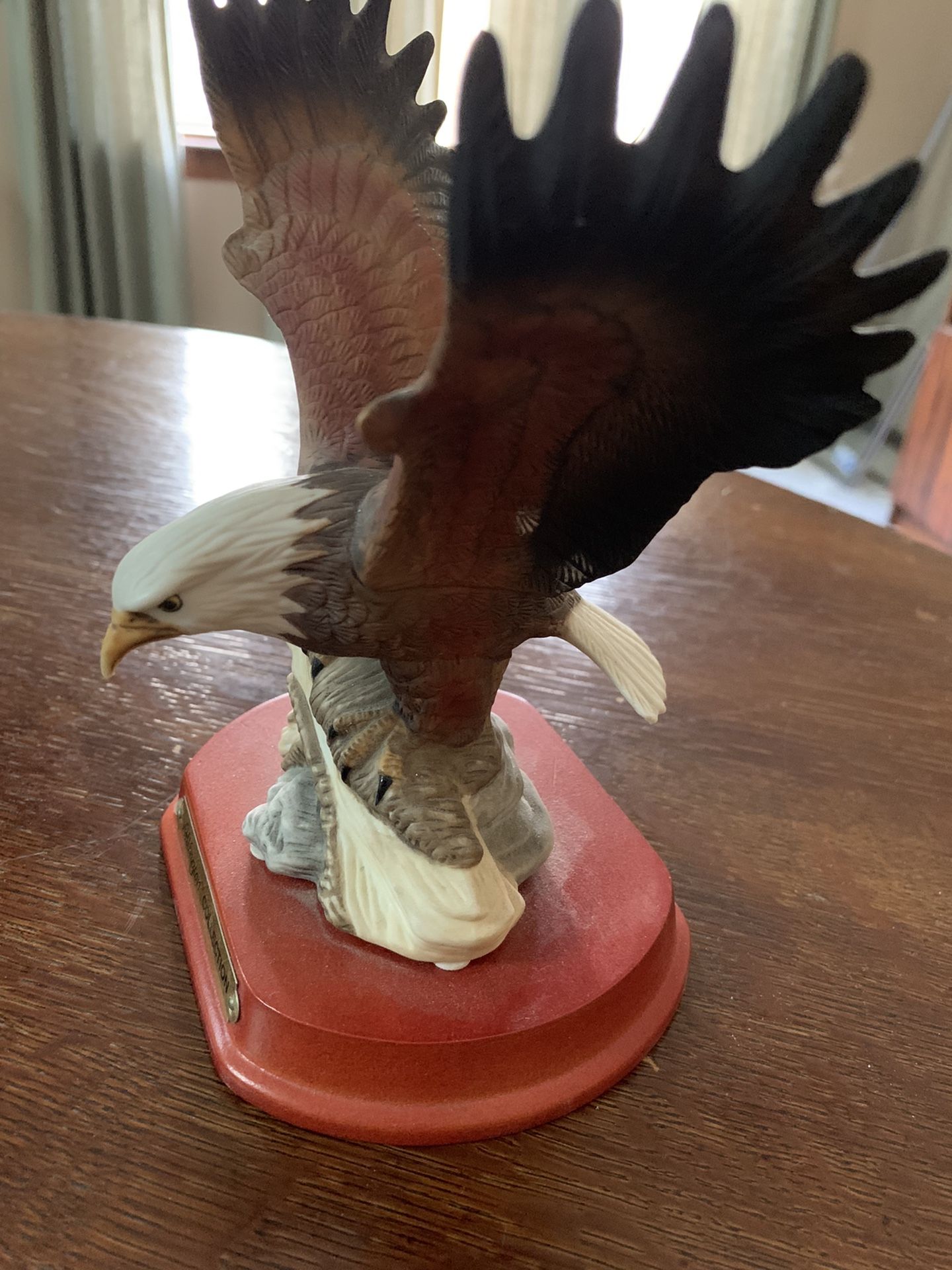 Wellington Collection Bald Eagle Figurine
