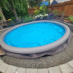 Pool 16ft Round Funsicle Pool And All The Accessories