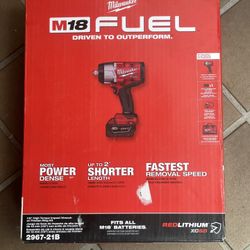 Milwaukee M18 FUEL 18V Lithium-Ion Brushless Cordless 1/2 in. Impact Wrench w/Friction Ring Kit w/One 5.0 Ah Battery and Bag