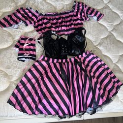 Women’s Pirate Costume