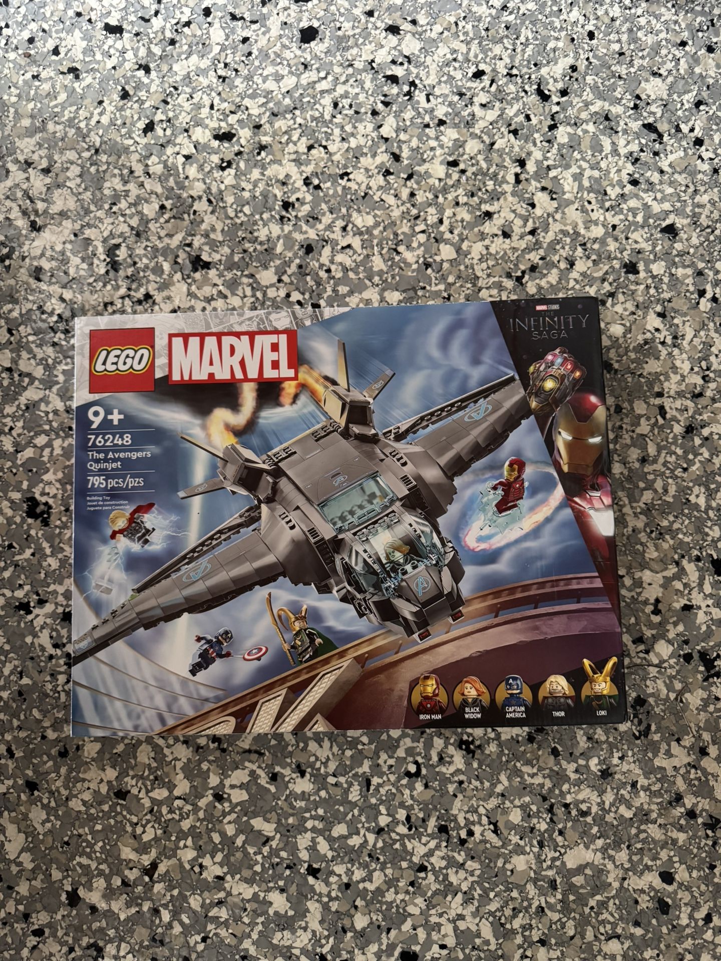 LEGO Marvel The Avengers Quinjet 76248 Spaceship Building New