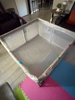 Baby play pin