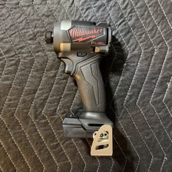 Milwaukee M18 FUEL 18V Lithium-Ion Brushless Cordless 1/4 in. Hex Impact Driver (Tool-Only)